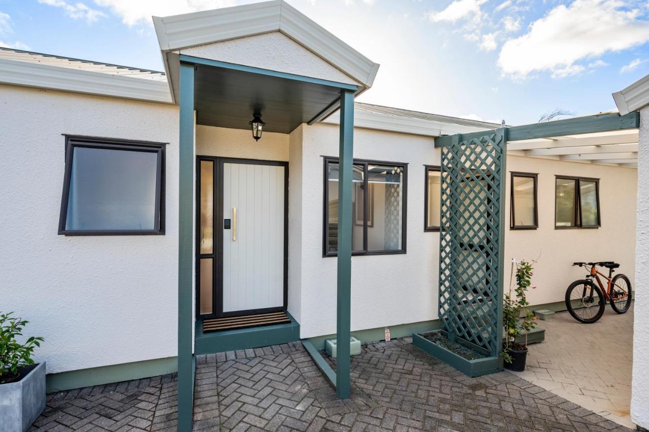 Villa Family Perfect, Winter Getaway, Secure Yard, Parking, Mountain Bikes, Arcade à Rotorua Extérieur photo
